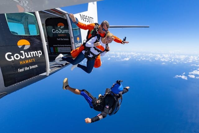 tandem-skydiving-with-gojump-in-hawaii_1